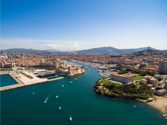 Veduta di Marsiglia e del Mediterraneo